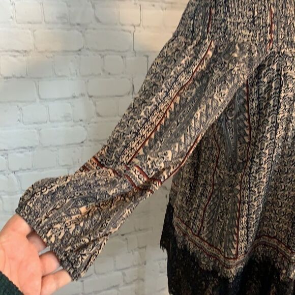 Anthropologie Vanessa Virginia Blouse size small - Picture 5 of 11